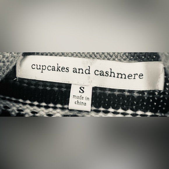 Cardigan sweater Open Shawl neck. - Picture 4 of 4